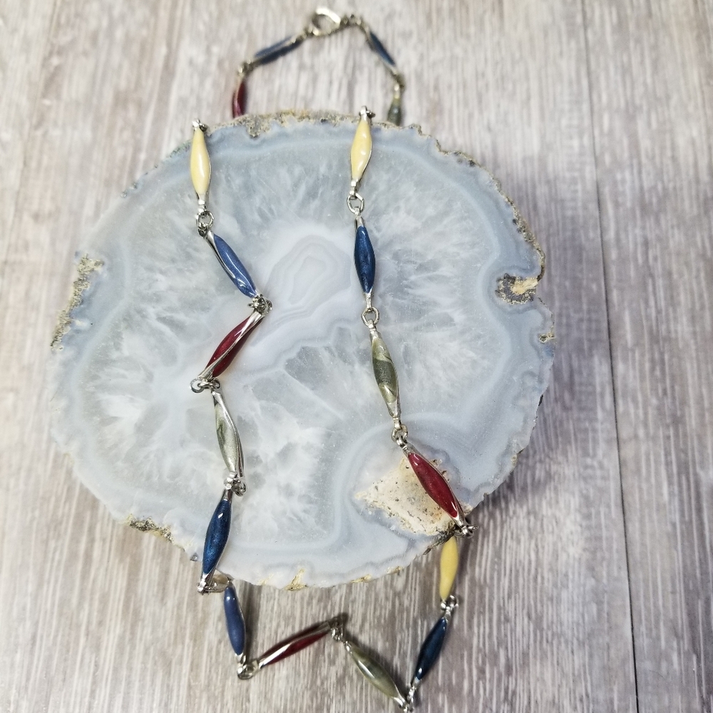 Pretty enameled vintage necklace - Picture 2 of 3